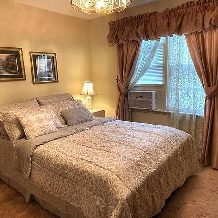Entire Home In Buffalo - 6 Guests 3 Bedroom 1 Bath - Convenient Location - 25Min To Niagara Falls Exterior foto