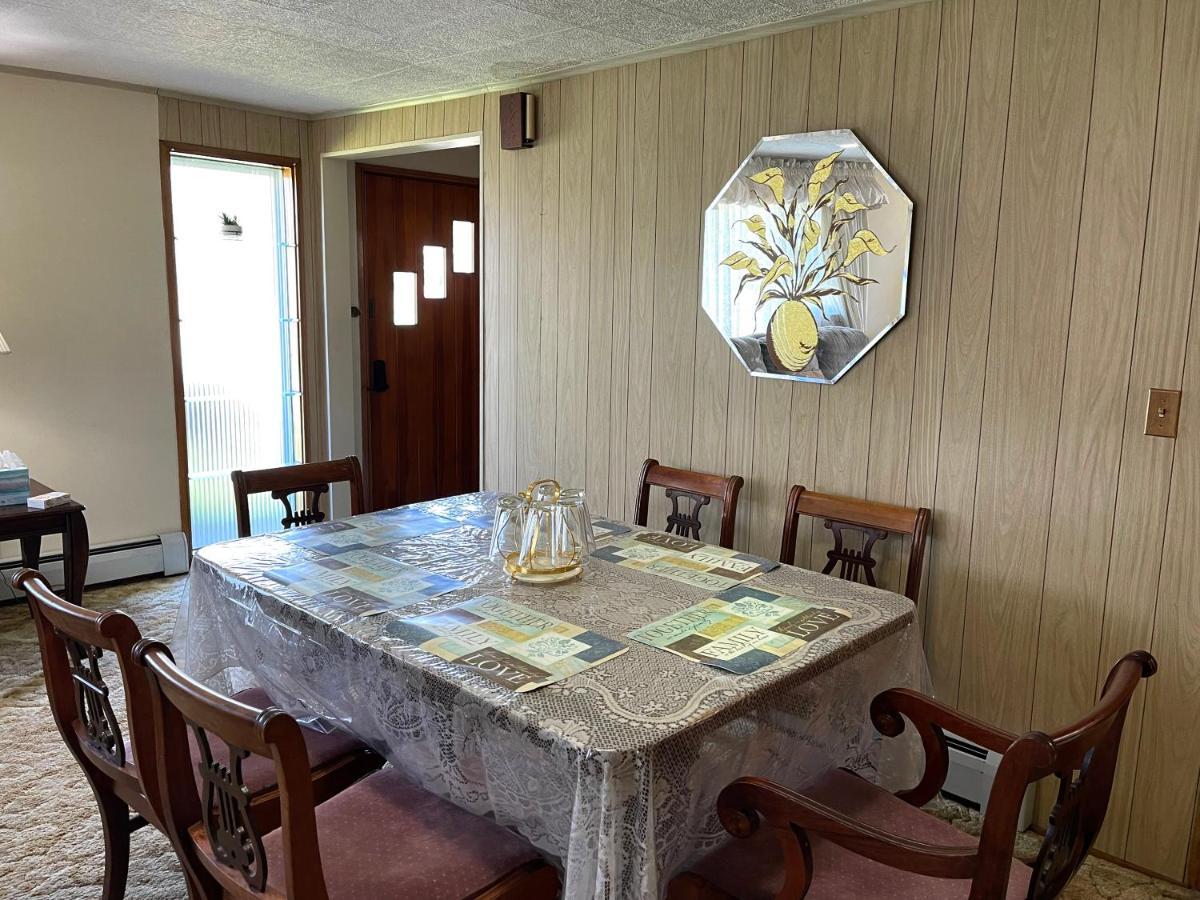 Entire Home In Buffalo - 6 Guests 3 Bedroom 1 Bath - Convenient Location - 25Min To Niagara Falls Exterior foto